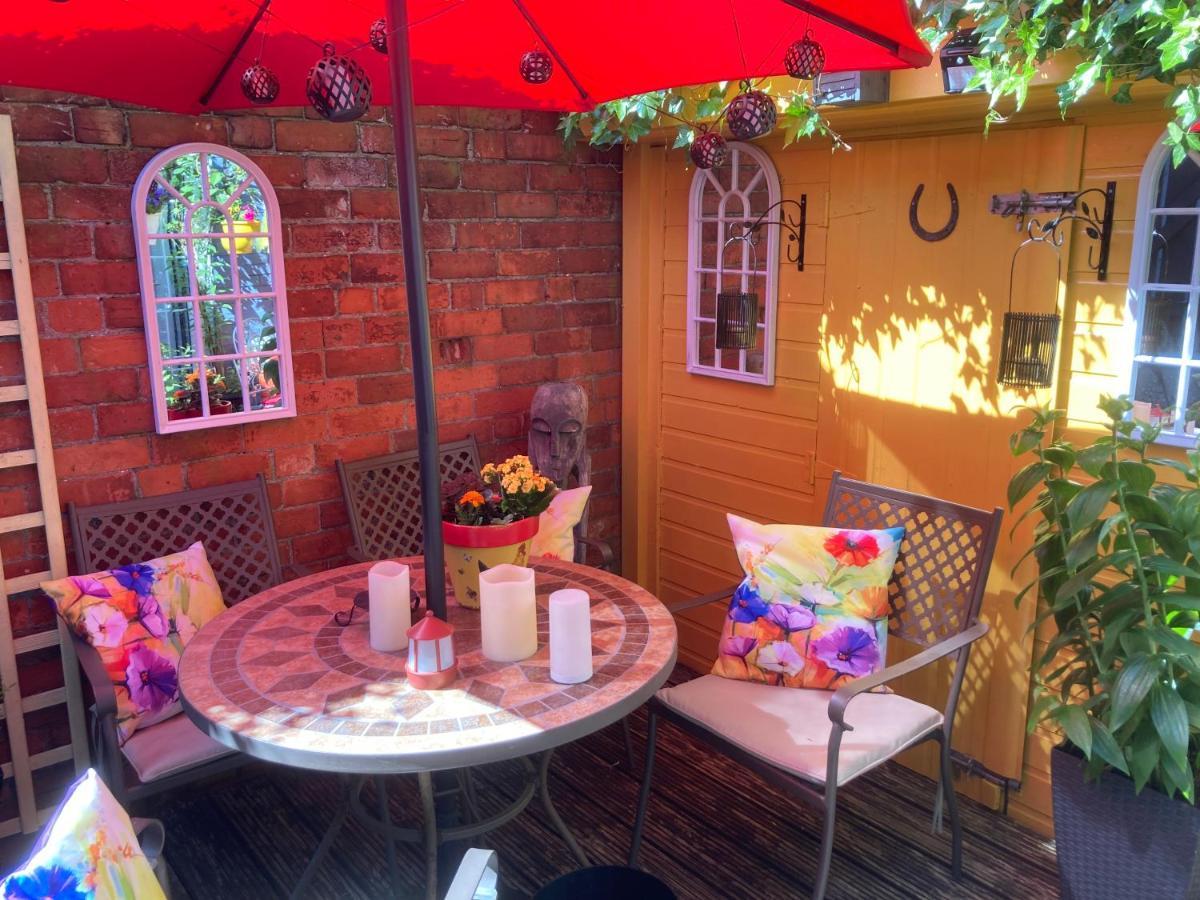 Mountroyal Victorian Studio Self Catering Apartment 3 Belfast Bagian luar foto