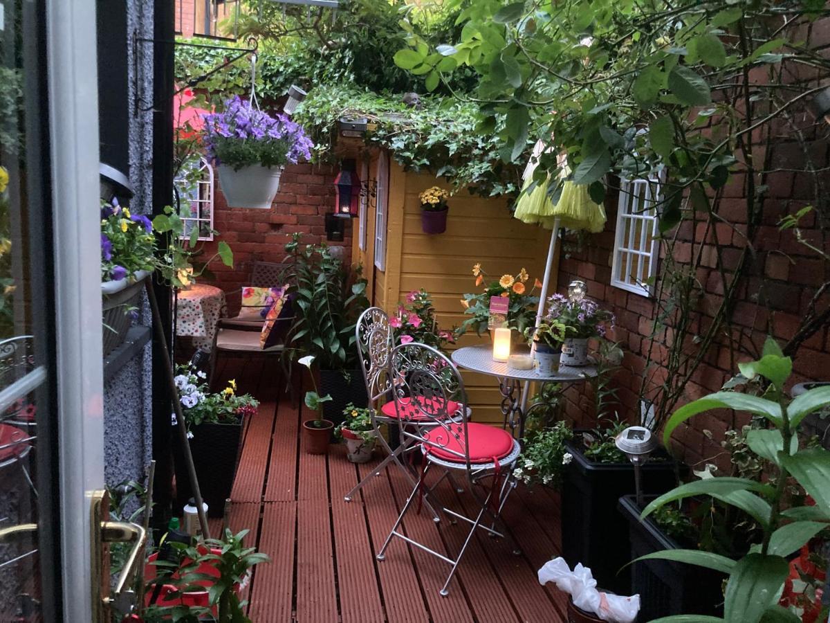 Mountroyal Victorian Studio Self Catering Apartment 3 Belfast Bagian luar foto